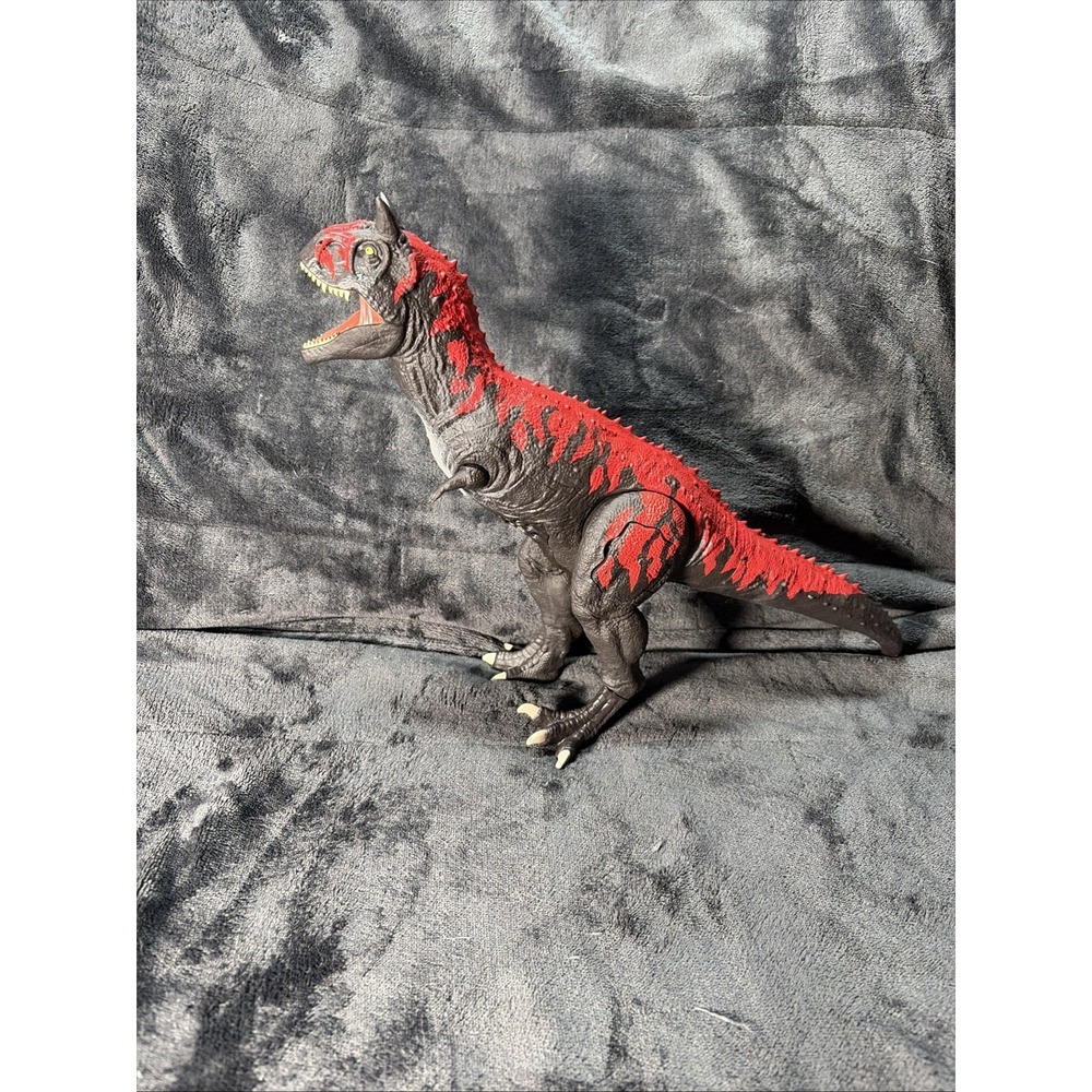 Jurassic World Legacy Collection  Roarin Real Feel Carnotaurus dinosaur Works!